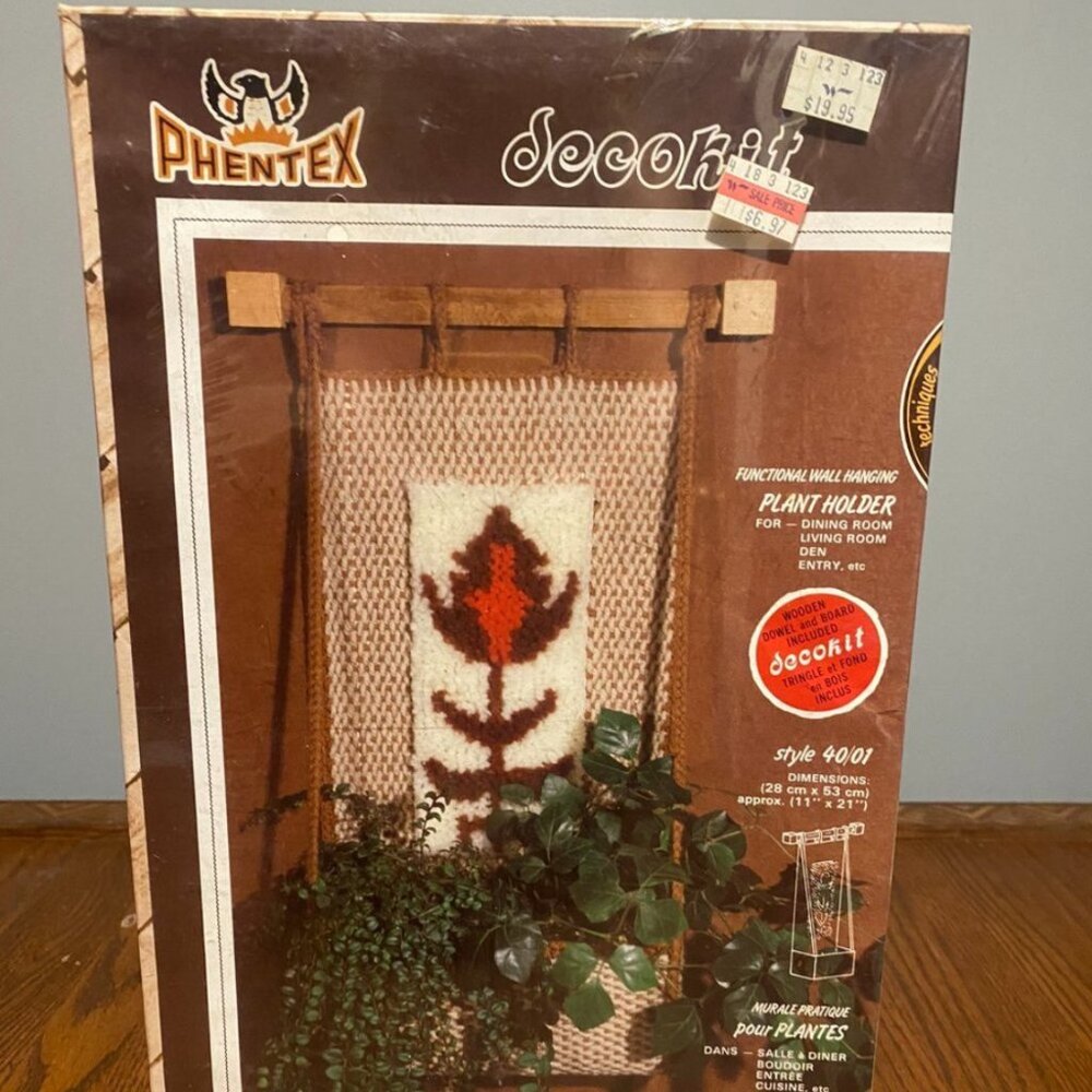 Vintage Phentex Fiber Art Plant Holder Kit New Sealed Deadstock Canada
